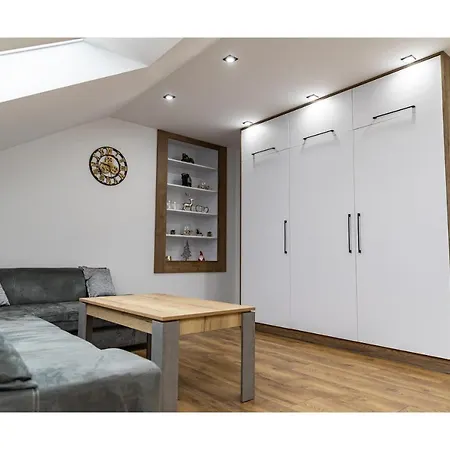 Apartament Kornelia *